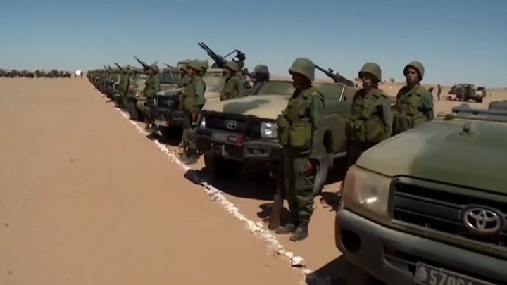 بالسلاح والمال..