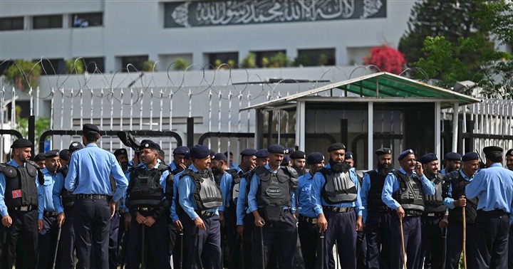 بعد ثورة المعارضة..