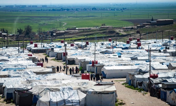 أستراليا تستعد لموجة