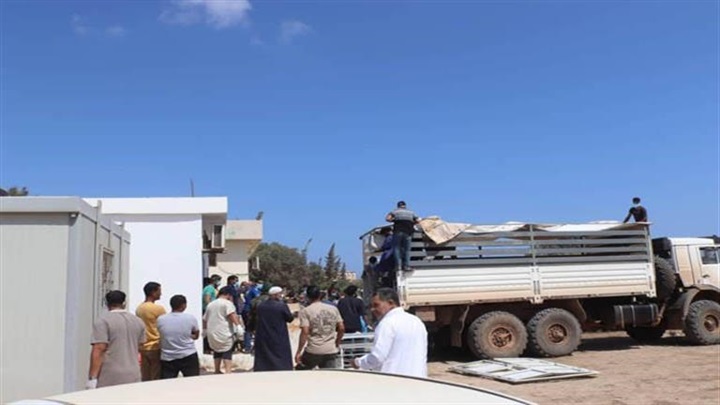 محاولات للاحتواء..